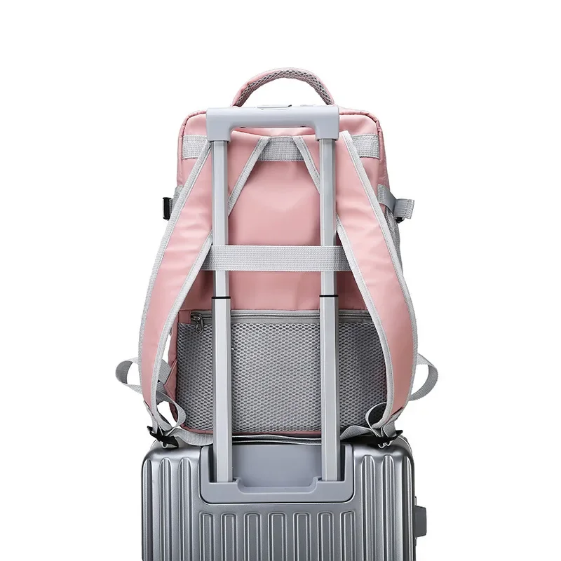 A rózsaszín Nők Utazási Hátizsák Víztaszító Anti-Theft Elegáns Alkalmi Daypack Táska Bőrönd Csuklószíj USB Töltő Port Hátizsák2