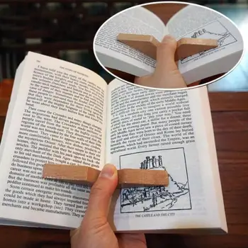 Kényelmes Oldal Terjesztő Hüvelykujj Könyv Birtokosa Fa Könyvjelző Olvasást Segítő